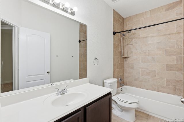 10422 Gazelle Cliff, San Antonio, TX 78245