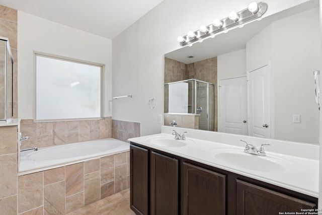 10422 Gazelle Cliff, San Antonio, TX 78245