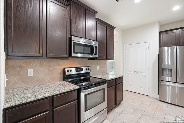 10422 Gazelle Cliff, San Antonio, TX 78245