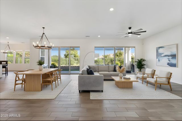 11249 N Blakely Street, Surprise, AZ 85388