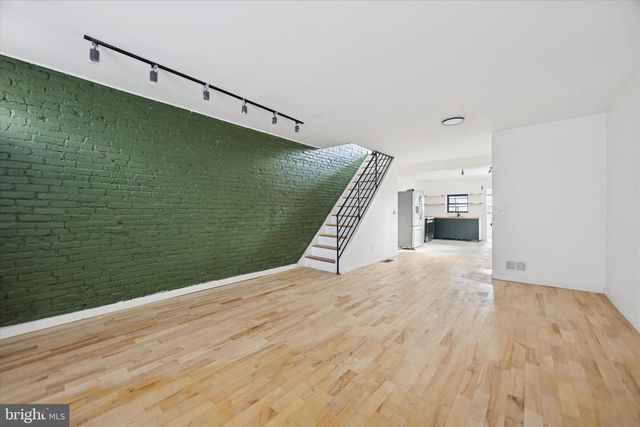 1253 S 32ND ST, Philadelphia, PA 19146