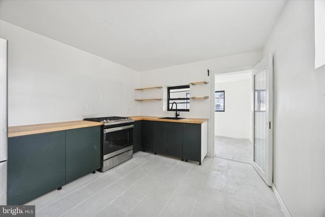 1253 S 32ND ST, Philadelphia, PA 19146