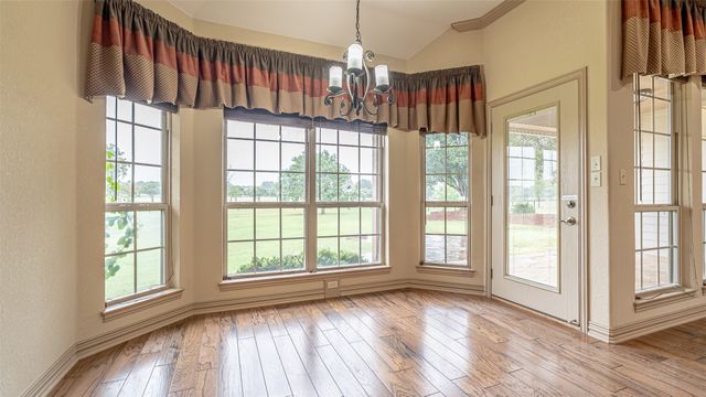 2300 E Emerald Bend Court, Granbury, TX 76049