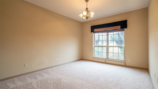 2300 E Emerald Bend Court, Granbury, TX 76049