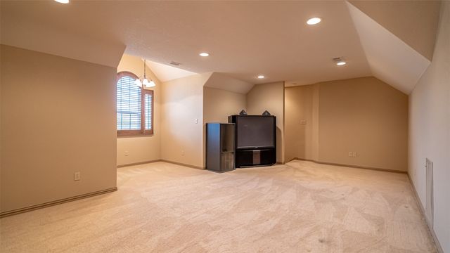 2300 E Emerald Bend Court, Granbury, TX 76049
