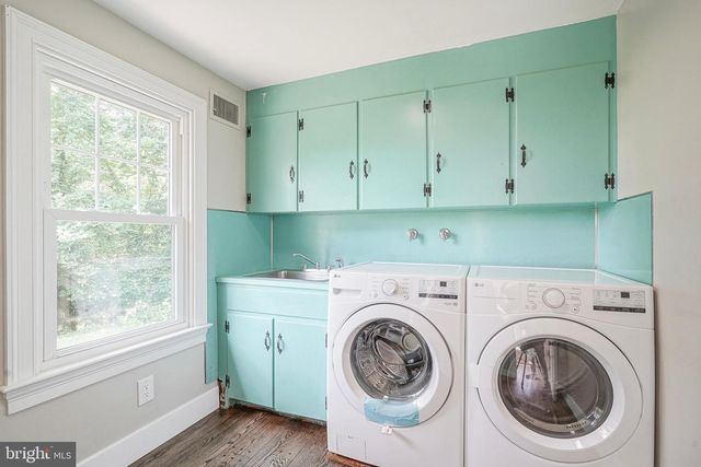 710 LUMBERTON RD, Hainesport, NJ 08036