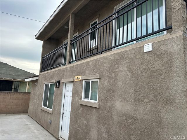 2161 A Myrtle ave, Long Beach, CA 90806