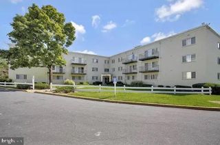 5601 PARKER HOUSE TER #304, Hyattsville, MD 20782