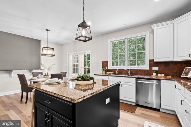 48 SLEEPY HOLLOW, Tabernacle, NJ 08088