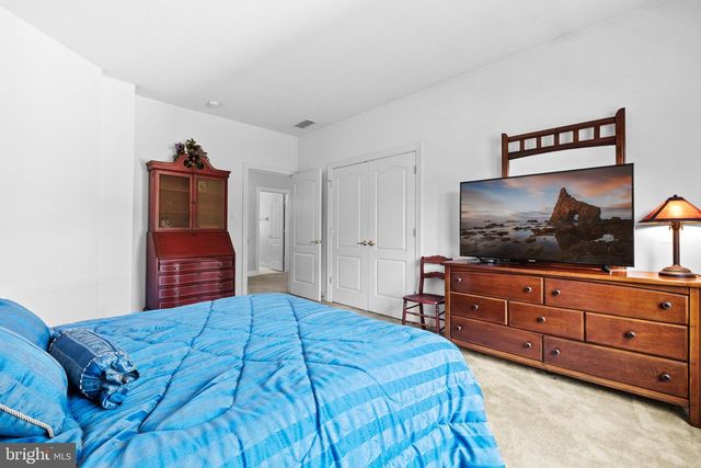 48 SLEEPY HOLLOW, Tabernacle, NJ 08088