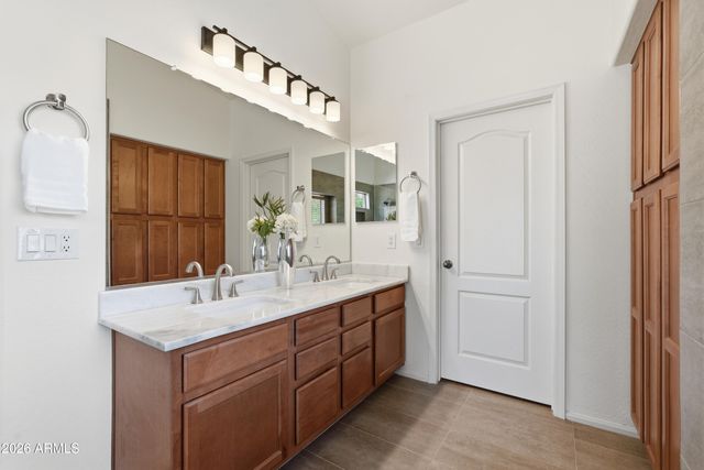 2956 E Shady Spring Trail, Phoenix, AZ 85024