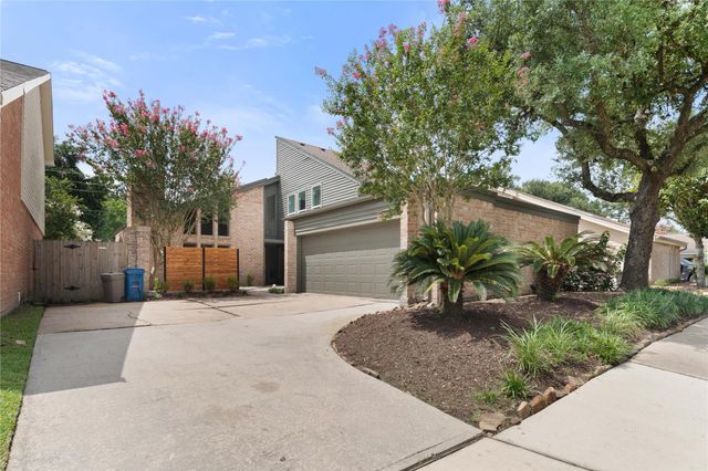 1223 Gladewick Drive, Houston, TX 77077