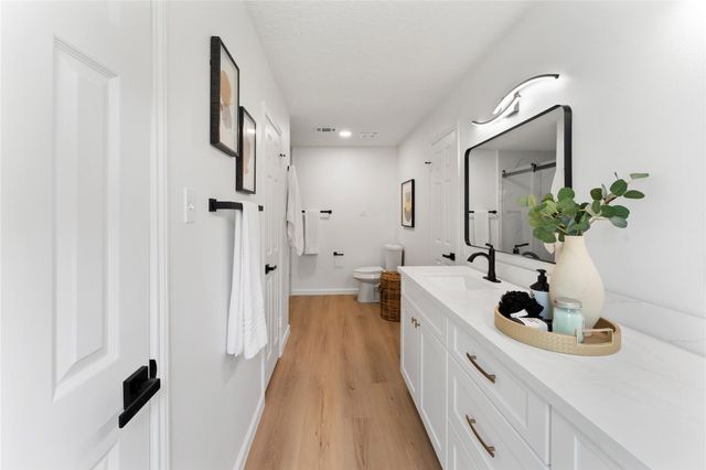 1223 Gladewick Drive, Houston, TX 77077