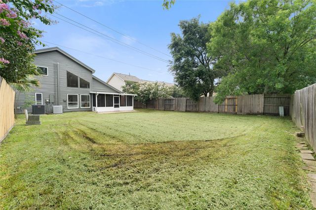 1223 Gladewick Drive, Houston, TX 77077