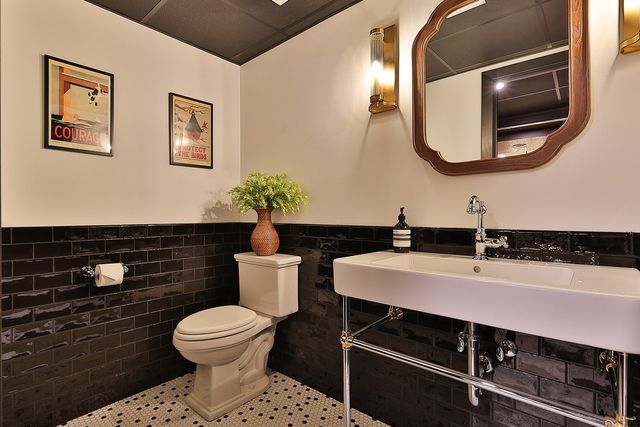 1006 Monroe Street, Pella, IA 50219