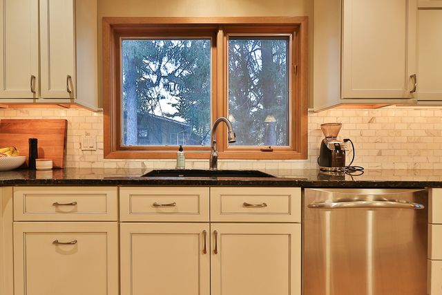 1006 Monroe Street, Pella, IA 50219