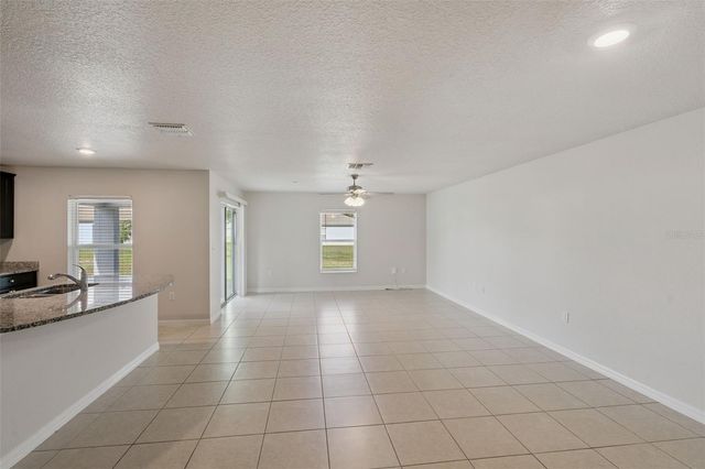 1350 BRENWAY DRIVE, Mascotte, FL 34753