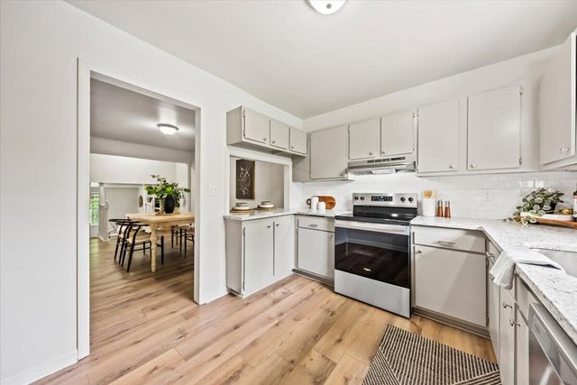 140 Rosedale Avenue, Goose Creek, SC 29445