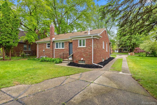 9983 Hemingway, Redford Charter Township, MI 48239