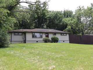 336 Pineway Dr, Nashville, TN 37217