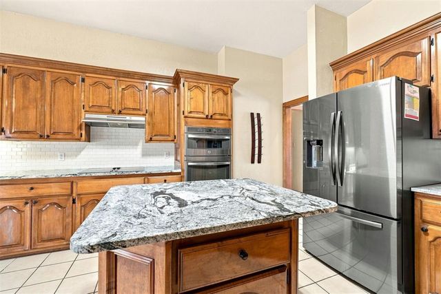 1607 SW Edward Circle, Lawton, OK 73505