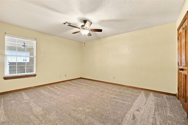 1607 SW Edward Circle, Lawton, OK 73505