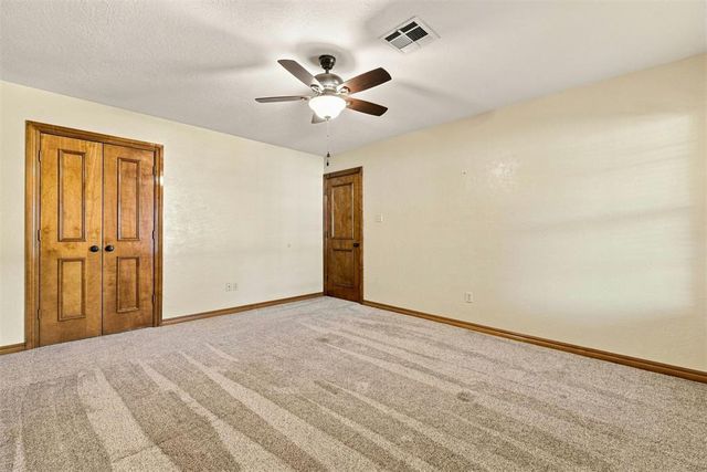 1607 SW Edward Circle, Lawton, OK 73505
