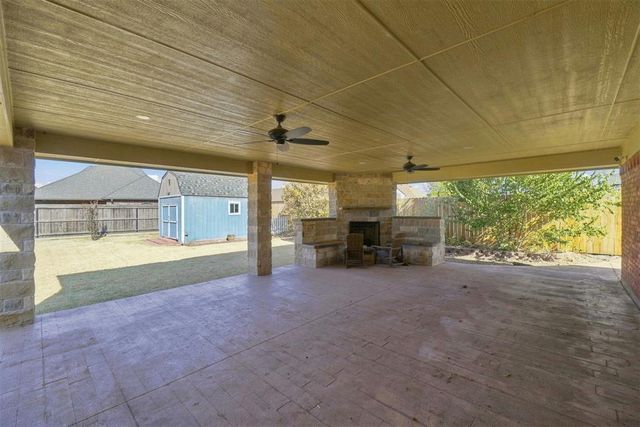 1607 SW Edward Circle, Lawton, OK 73505