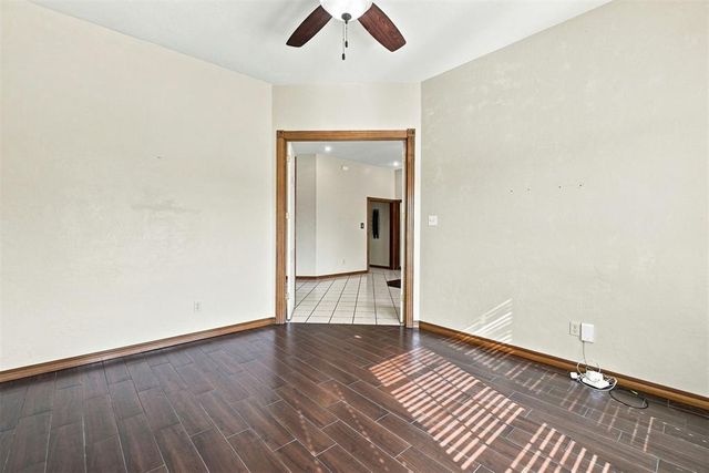 1607 SW Edward Circle, Lawton, OK 73505