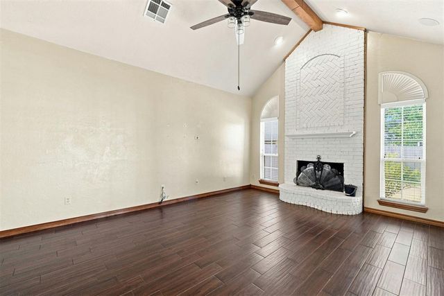 1607 SW Edward Circle, Lawton, OK 73505