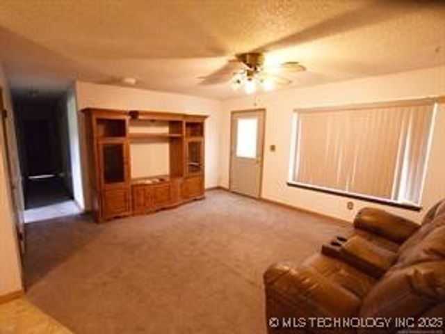 103877 Us Highway 59, Sallisaw, OK 74955