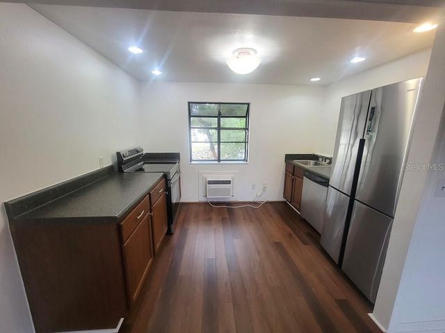 2142 BRADFORD STREET 325, Clearwater, FL 33760