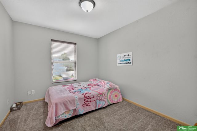 8012 S 161st Terrace, Omaha, NE 68136