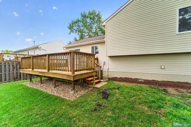 8012 S 161st Terrace, Omaha, NE 68136