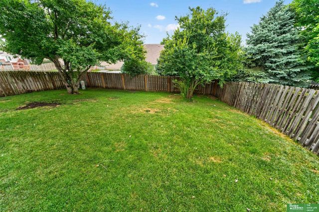 8012 S 161st Terrace, Omaha, NE 68136