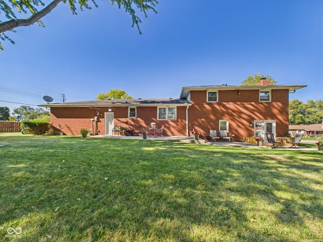 6180 N Akron Drive, Alexandria, IN 46001