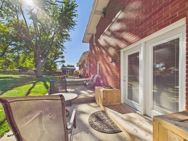 6180 N Akron Drive, Alexandria, IN 46001