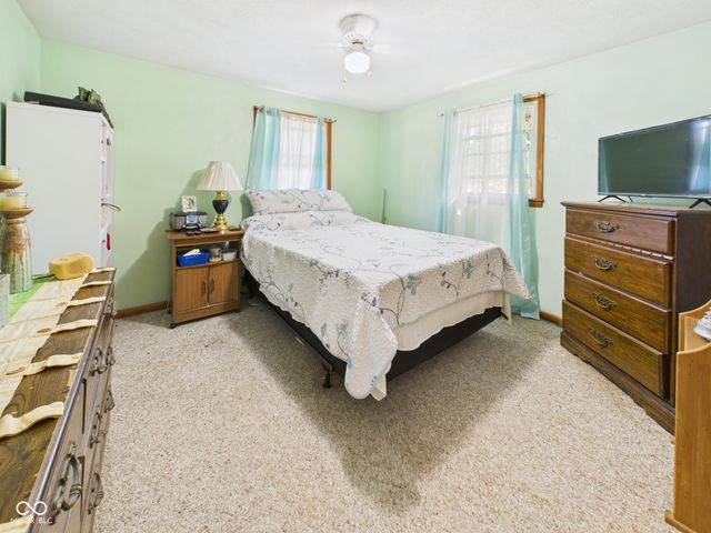 6180 N Akron Drive, Alexandria, IN 46001