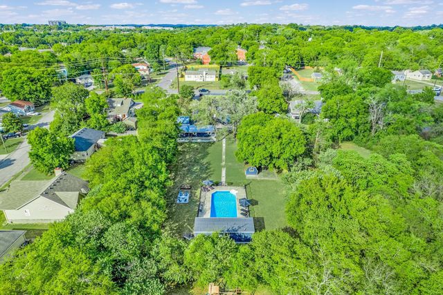 562B Neelys Bend Rd, Madison, TN 37115