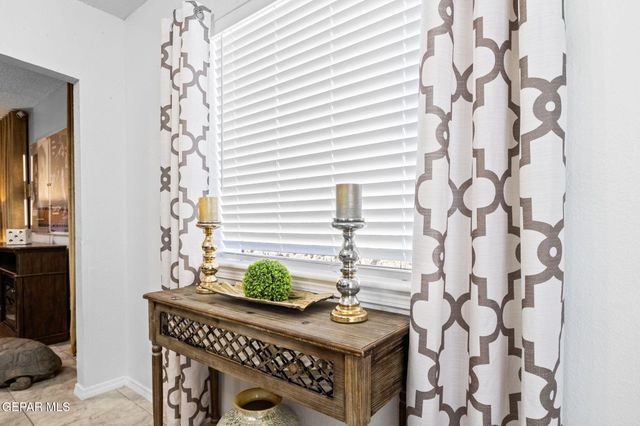 328 De Palma Place, Horizon City, TX 79928