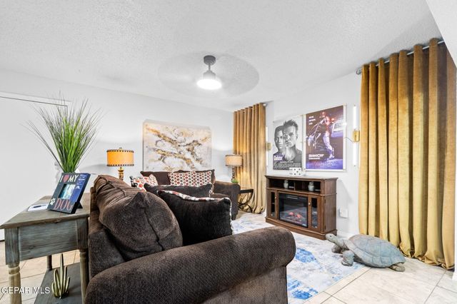 328 De Palma Place, Horizon City, TX 79928