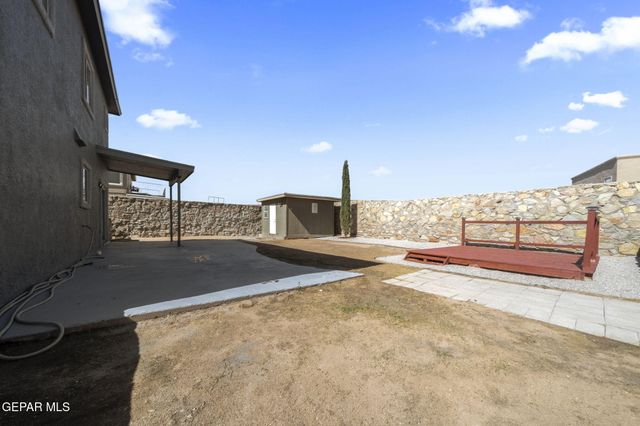 328 De Palma Place, Horizon City, TX 79928