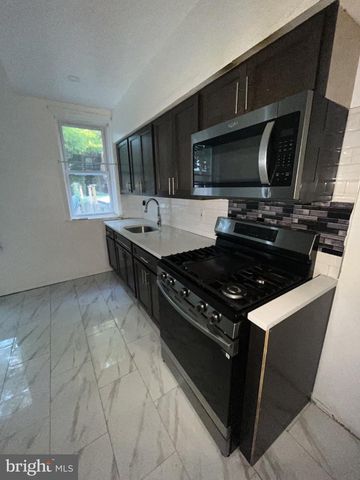 46 HERMITAGE AVE, Trenton, NJ 08618