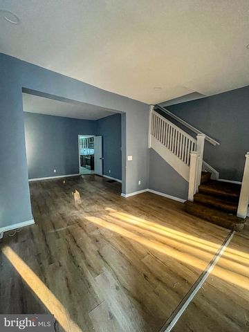 46 HERMITAGE AVE, Trenton, NJ 08618