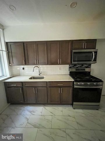 46 HERMITAGE AVE, Trenton, NJ 08618