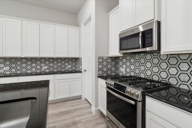 6008 Silverado Trail, Mckinney, TX 75070