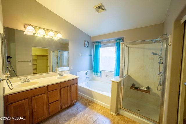 13947 S Camino Los Picos, Sahuarita, AZ 85629