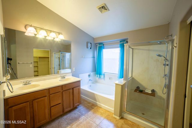 13947 S Camino Los Picos, Sahuarita, AZ 85629