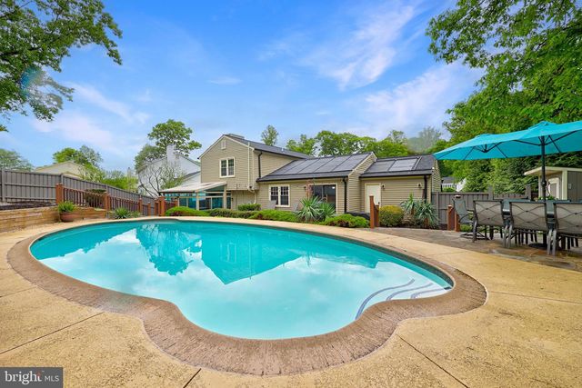 8311 TIMBER BROOK LN, Springfield, VA 22153