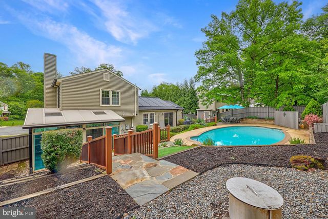 8311 TIMBER BROOK LN, Springfield, VA 22153